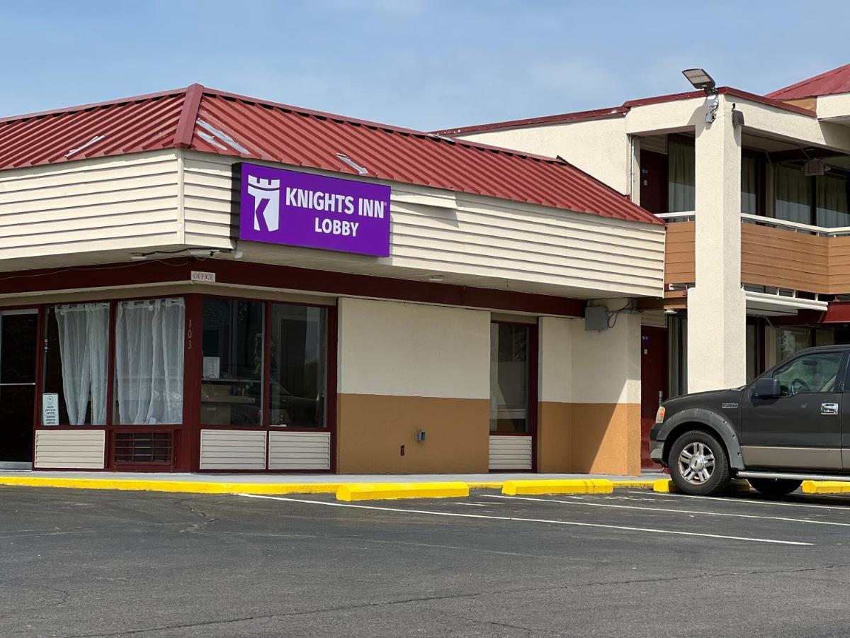 Knights Inn אשלנד מראה חיצוני תמונה
